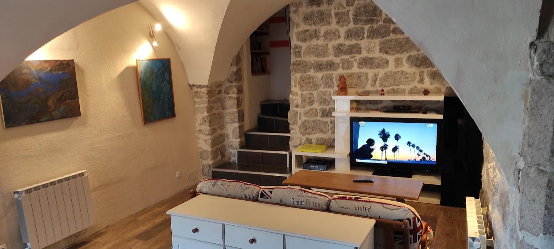 Maison Pierre Et Voute Au Coeur Du Village 巴拉聚克 外观 照片